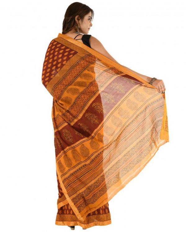 Traditional Cotton & Silk Maheshwari Border Multicolor Plain Saree